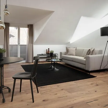 Attica 54 メラーノ